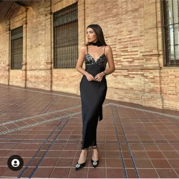 Zara satin effect contrasting sequin slip dress - Picture 11 of 13